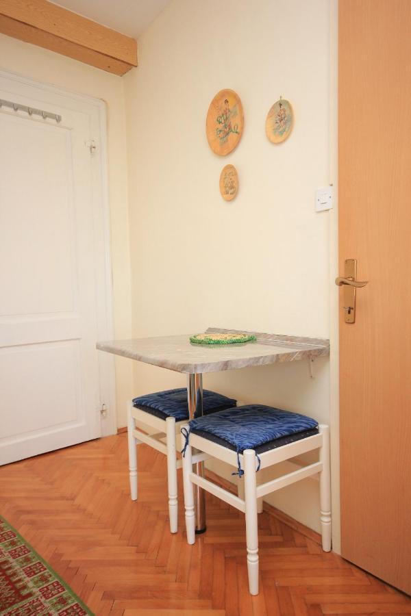 Apartments And Rooms By The Sea Komiza, Vis - 2431 Exteriér fotografie